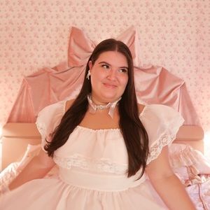 Meet your Posher, Mollie